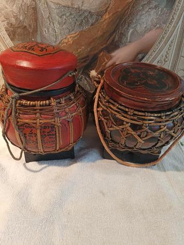 2 Vintage Aziatische Mandjes met Deksel beschikbaar voor biedingen