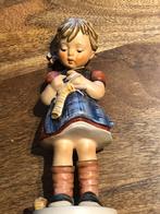 Hummel Beeldje - Meisje +10 cm hoog, Verzamelen, Ophalen of Verzenden, Gebruikt, Hummel