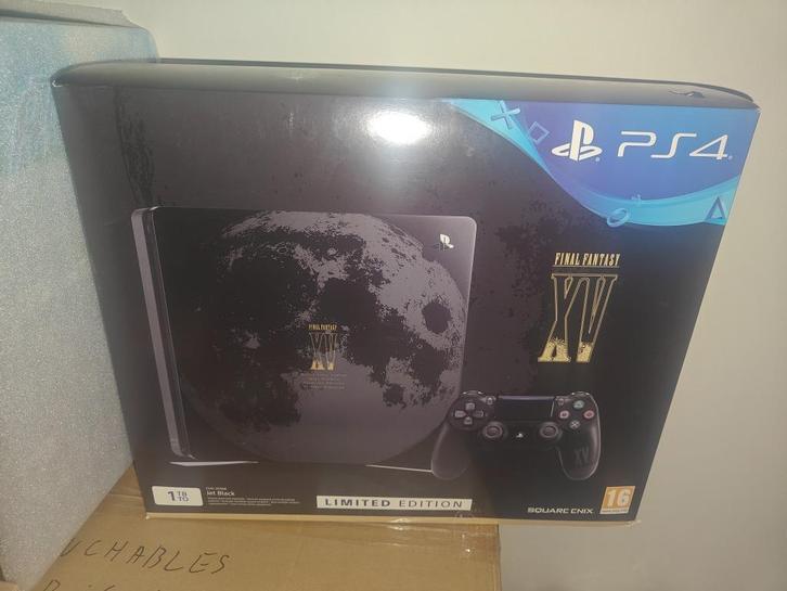 Playstation 4 Slim Limited Edition Final Fantasy, Spelcomputers en Games, Spelcomputers | Sony PlayStation Consoles | Accessoires
