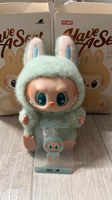 Labubu have a seat - Ququ beschikbaar voor biedingen