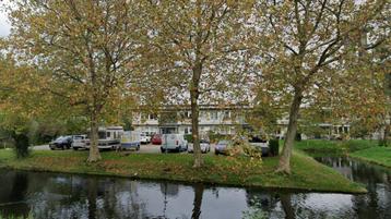 Te huur: Parkeerplek aan het Neherpark in Leidschendam - €70 beschikbaar voor biedingen