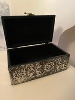 Kistje / doosje zilveren decoratie, Minder dan 50 cm, Overige materialen, Minder dan 50 cm, Minder dan 50 cm