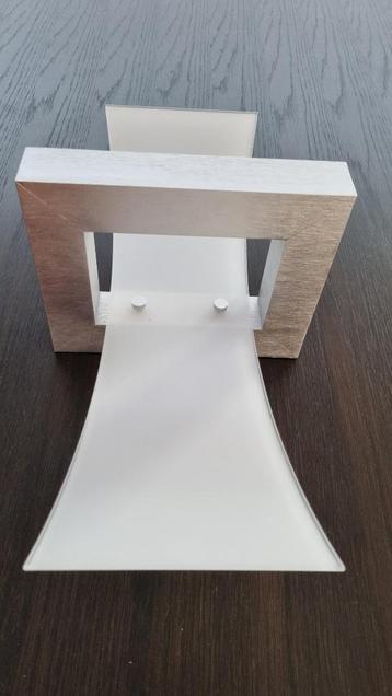 wandlamp metaal + glas beschikbaar voor biedingen