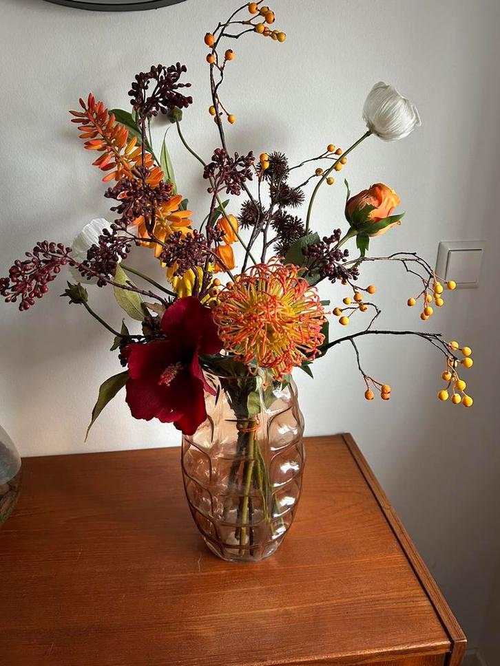 Kunstboeket bloemen in oranje tinten (prj), Huis en Inrichting, Woonaccessoires | Kunstplanten en Kunstbloemen, Zo goed als nieuw