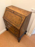 Antieke secretaire met klep en lades, Ophalen