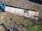 4 gratis betonplaten, Ophalen, Gebruikt, 25 tot 50 cm, 200 cm of meer