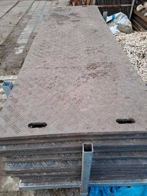 Te huur rijplaten., Doe-het-zelf en Verbouw, Platen en Panelen, Zo goed als nieuw, Overige materialen, Minder dan 20 mm, Ophalen