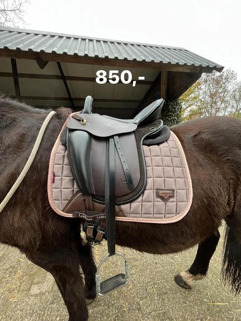 Trekker Pro Arte Boomloos Zadel, Dieren en Toebehoren, Paarden en Pony's | Hoofdstellen en Tuigage, Zo goed als nieuw, Dressuur