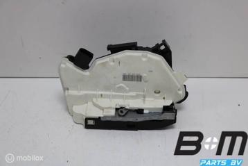 Portierslot rechtsvoor VW Up! 5N1837016C beschikbaar voor biedingen