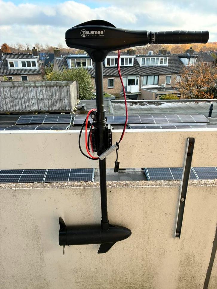 Talamex 30lbs fluistermotor met toebehoren, Watersport en Boten, Hengelsport | Karpervissen, Gebruikt, Complete set, Ophalen