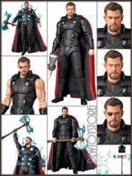 <𝗜𝗡 𝗦𝗧𝗢𝗖𝗞> Medicom Toy MAFEX - 104 Thor, Verzamelen, Poppetjes en Figuurtjes, Verzenden, Nieuw