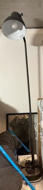 Staande lamp, Huis en Inrichting, Lampen | Vloerlampen, Ophalen, 150 tot 200 cm