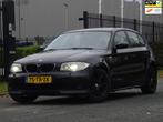 BMW 1-serie 118i Business Line AUT NAP/NAVI/AIRCO/CRUISE/PDC, Achterwielaandrijving, 4 cilinders, 129 pk, Blauw
