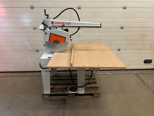 Maggi 640 Junior afkortzaag in voorraad, Doe-het-zelf en Verbouw, Gereedschap | Zaagmachines, Nieuw, Afkortzaag, 1200 watt of meer