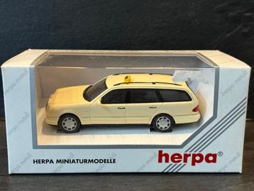 Mercedes E200 T Taxi | Herpa | Mint/Boxed beschikbaar voor biedingen