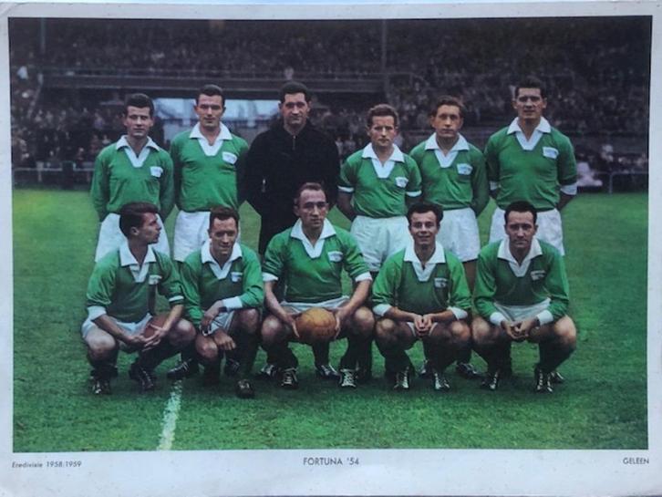 Voetbalplaat Fortuna 54  Esso Elftalplaat  1958 1959, Verzamelen, Sportartikelen en Voetbal, Zo goed als nieuw, Poster, Plaatje of Sticker