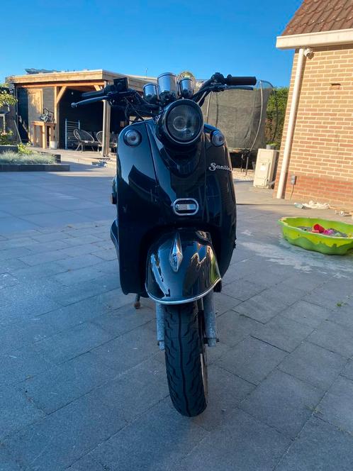 Santini scooter, Fietsen en Brommers, Snorfietsen en Snorscooters, Gebruikt, Overige merken, Ophalen