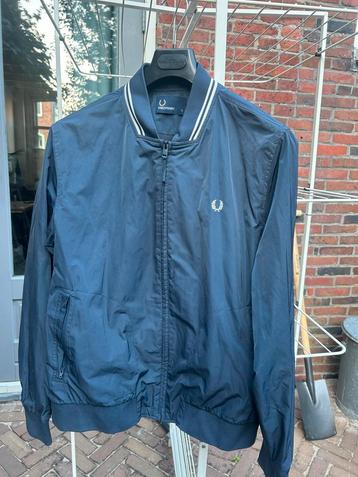 Fred Perry Zomerjas Blauw Maat L beschikbaar voor biedingen