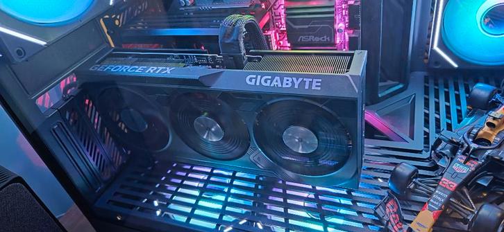 Gigabyte Windforce Rtx 4070 ti super Oc, Computers en Software, Videokaarten, Zo goed als nieuw, Nvidia, PCI-Express 4.0, GDDR6