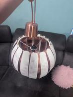 Mooie Hang lamp, Huis en Inrichting, Lampen | Hanglampen, Ophalen of Verzenden, Zo goed als nieuw, Kunststof