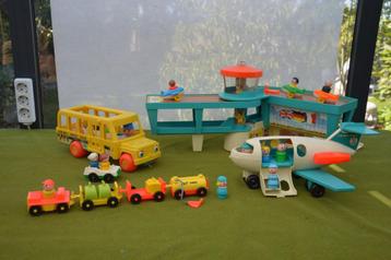 Vintage Fisher Price vliegveld/ airport met vliegtuigen 1970 beschikbaar voor biedingen