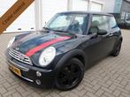 Mini Mini 1.6 One Pepper zeer nette auto rijd goed inrulen m, Gebruikt, 4 cilinders, 4 stoelen, Zwart