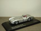 Mercedes W196 GP of England 1954 JM Fangio - Minichamps 1:43, Hobby en Vrije tijd, Minichamps, Duitsland, Auto, Verzenden