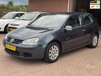 Volkswagen Golf 1.6 FSI Comfortline AIRCO, APK BOEKJES!, Voorwielaandrijving, Gebruikt, Zwart, 4 cilinders