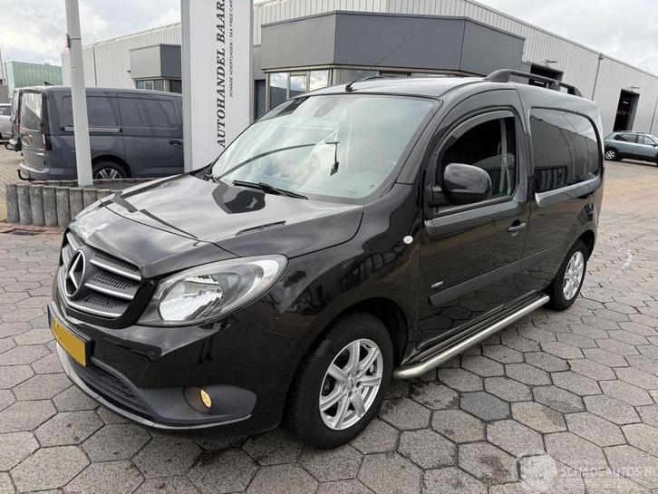 Mercedes-Benz Citan 109 CDI BlueEFFICIENCY Business Ambition, Auto diversen, Schadeauto's, Mercedes-Benz, Handgeschakeld, Diesel