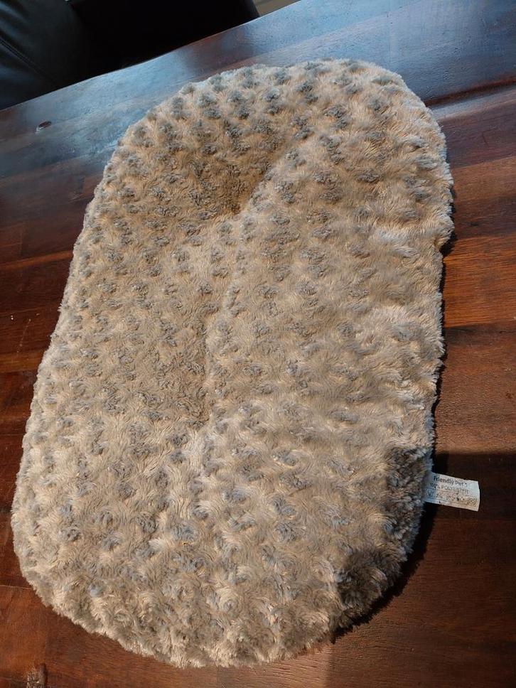 Hondenkussen, Dieren en Toebehoren, Hondenmanden, Zo goed als nieuw, Polyester, Ophalen of Verzenden