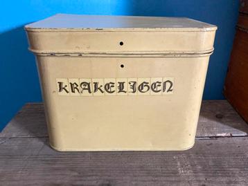 Bakkersblik met opschrift Krakelingen beschikbaar voor biedingen
