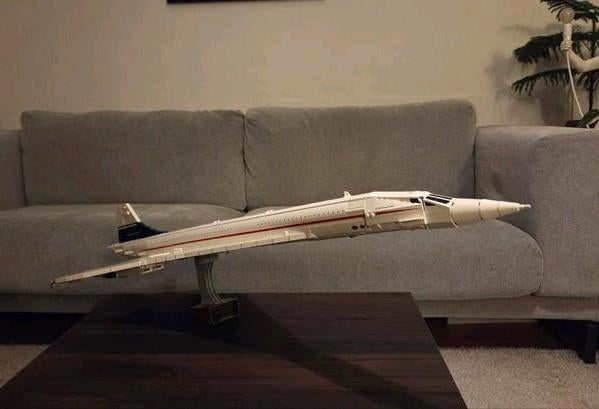 LEGO Concorde 10318, Kinderen en Baby's, Speelgoed | Duplo en Lego, Ophalen of Verzenden, Zo goed als nieuw, Lego