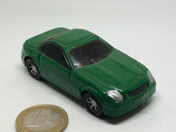 Mercedes SLK Groen van Kunststof., Hobby en Vrije tijd, Modelauto's | Overige schalen, Gebruikt, Auto, Ophalen of Verzenden