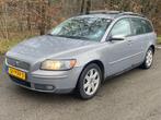 Volvo V50 2.4 170PK 2004 Grijs EXPORT!!!!!!!!!!!!!, Auto's, Voorwielaandrijving, 74 €/maand, 700 kg, Stationwagon