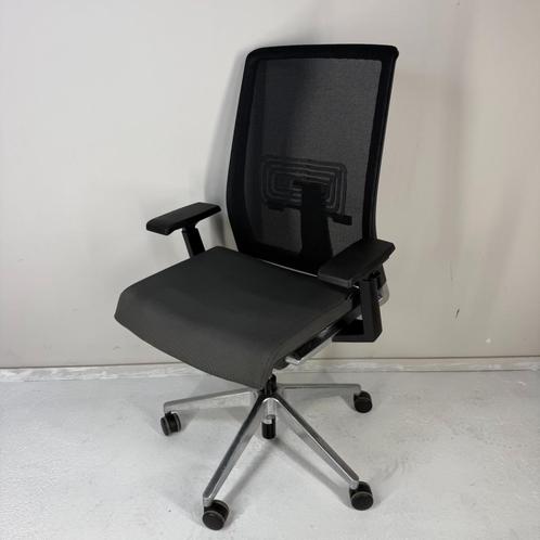 Haworth Comforto 62 (NIEUWE ARMDEKJES), Huis en Inrichting, Bureaustoelen, Gebruikt, Bureaustoel, Grijs, Ergonomisch, Ophalen of Verzenden