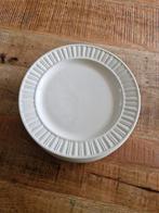 7 Queen's Garden Borden - 26.5 cm - Goede Staat, Gebruikt, Ophalen of Verzenden, Bord(en), Overige stijlen