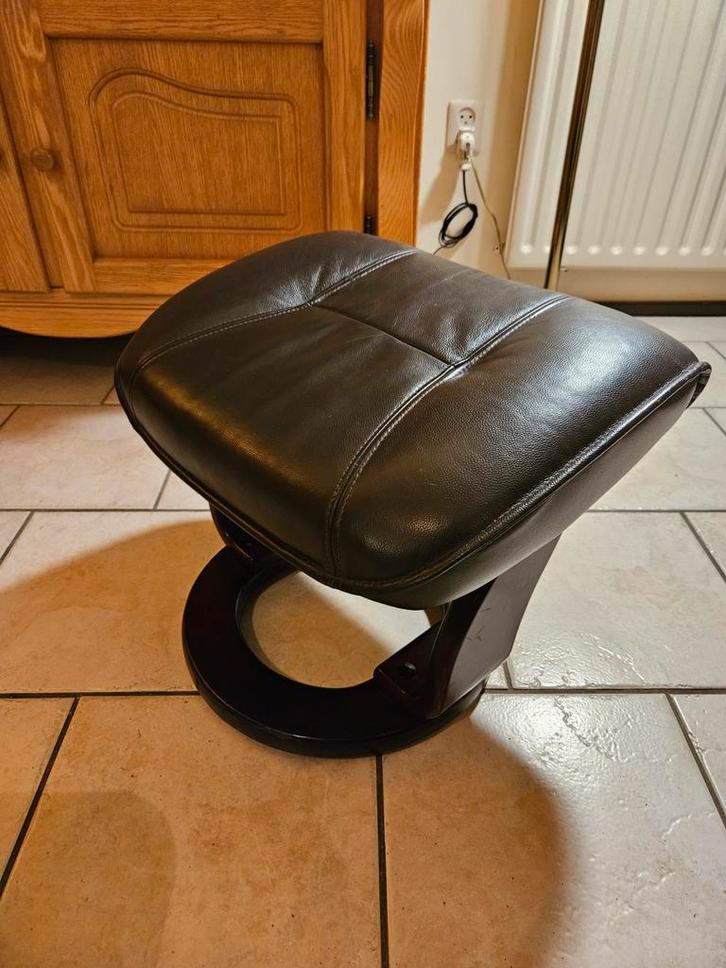 Voetenbankje., Huis en Inrichting, Banken | Voetenbanken en Poefen, Zo goed als nieuw, Minder dan 50 cm, Minder dan 50 cm, Rond