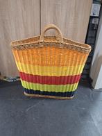 Gevlochten tas van kunstof "riet", Ophalen, Zo goed als nieuw, Zonder inhoud