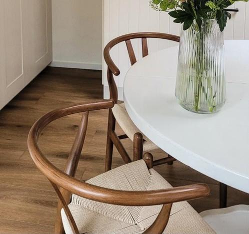 Tao Walnoot stoelen, Loods 5, Wish bone stoelen, Japandi, Huis en Inrichting, Stoelen, Gebruikt, Vier, Hout, Bruin, Ophalen
