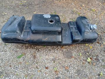 MERCEDES G-klasse W460, W461 en W463 brandstoftank DIES beschikbaar voor biedingen