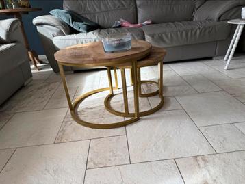 Set van 3 mango houten salontafels beschikbaar voor biedingen