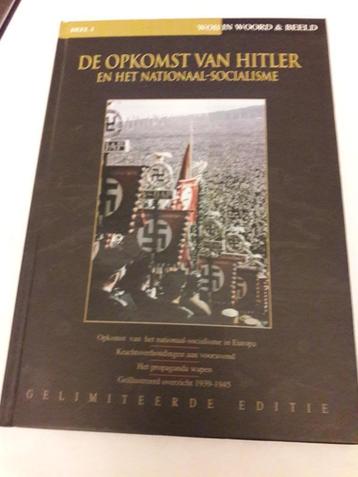 Te koop boekenserie Wereldoorlog II in woord en beeld beschikbaar voor biedingen