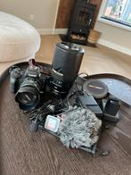 Canon EOS M50 + 15‑45mm + Tamron 70-300 + microfoons, Canon, Compact, Ophalen of Verzenden, Zo goed als nieuw
