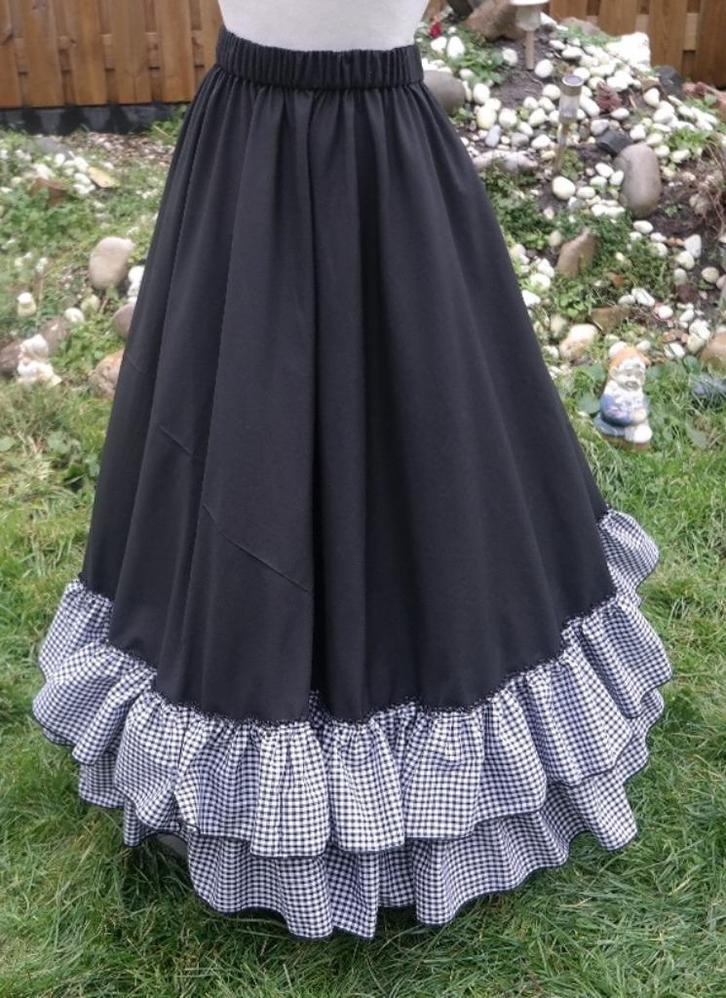 Zwarte charles dickens rok met 2 roesjes, Kleding | Dames, Rokken, Nieuw, Maat 38/40 (M), Zwart, Onder de knie, Ophalen of Verzenden