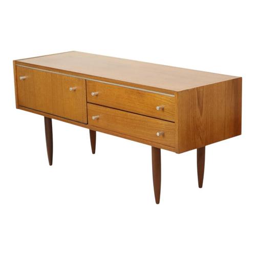 Vintage Lowboard Scandinavische Stijl Lichtgekleurd Hout, Huis en Inrichting, Kasten | Dressoirs, Gebruikt, 100 tot 150 cm, 25 tot 50 cm