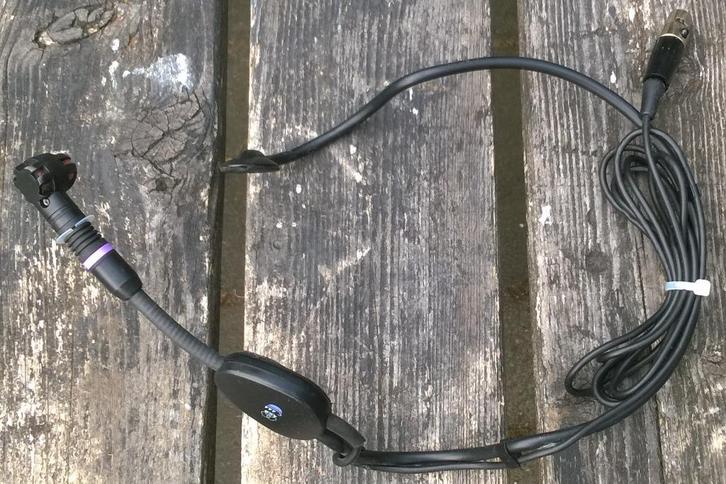 Microfoon AKG C-444 hoofdmicrofoon, Muziek en Instrumenten, Microfoons, Zo goed als nieuw, Zangmicrofoon, Ophalen of Verzenden