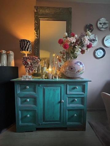 MOET NU WEG! Vintage Dressoir in Bijzondere Kleur! beschikbaar voor biedingen