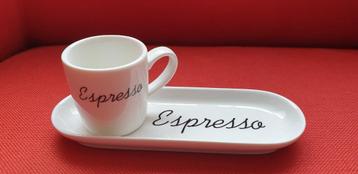 Espresso Kop & schotel (ruimte gebak) wit mooi porselein beschikbaar voor biedingen