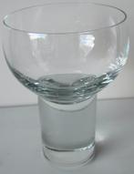 glazen vaasje in de vorm van een kelk met massieve voet, Huis en Inrichting, Woonaccessoires | Vazen, Overige kleuren, Ophalen of Verzenden