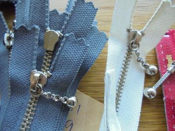 ijzeren ritsen div kleuren en lengtes nieuwe beschikbaar voor biedingen